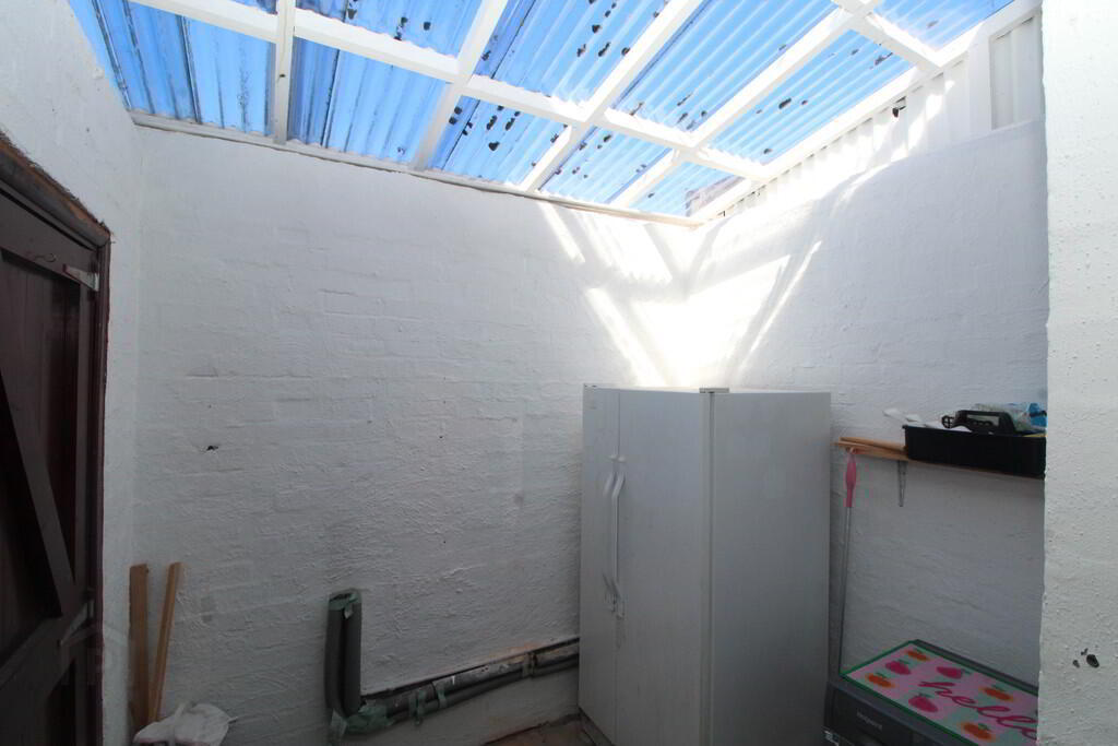 "Primrose Cottages", 55 Longlands Road 5 of 13