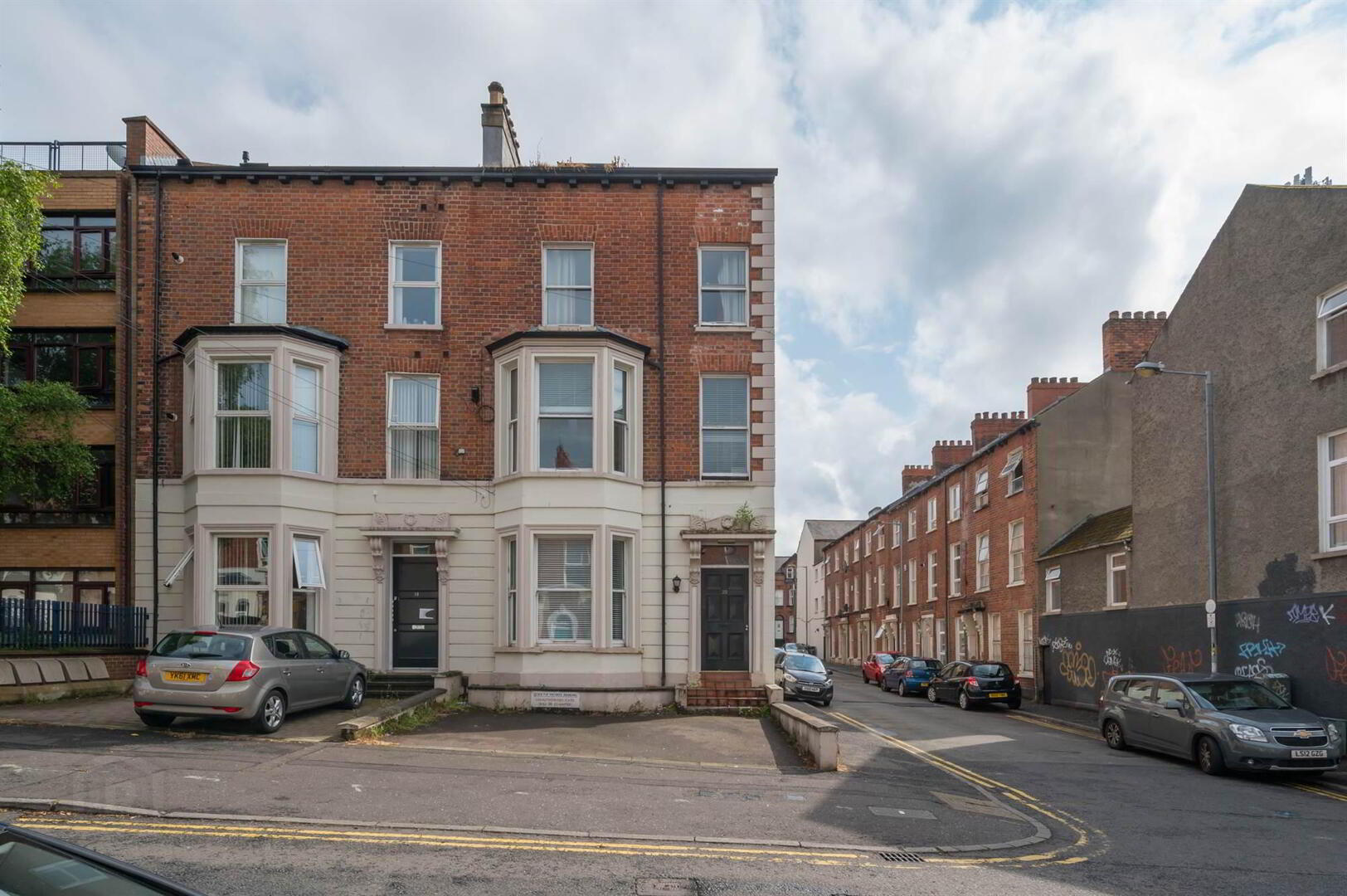 property description image