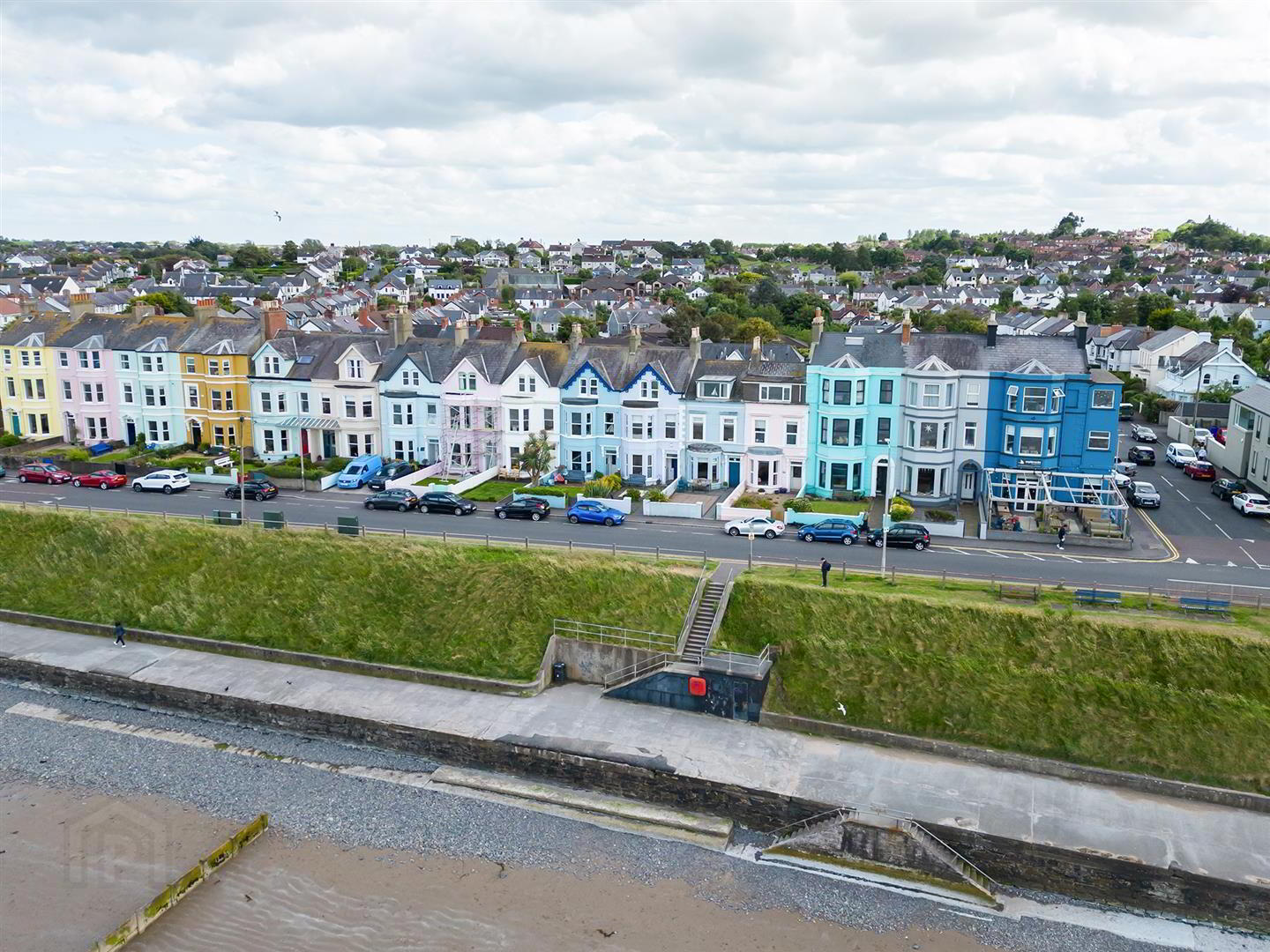 16 Ballyholme Esplanade 3 of 24