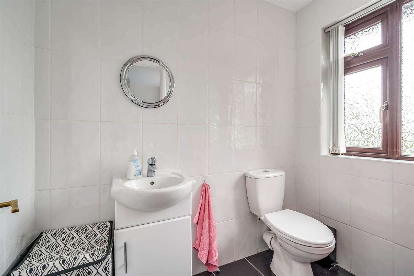 69 Oakhurst Avenue 25 of 35