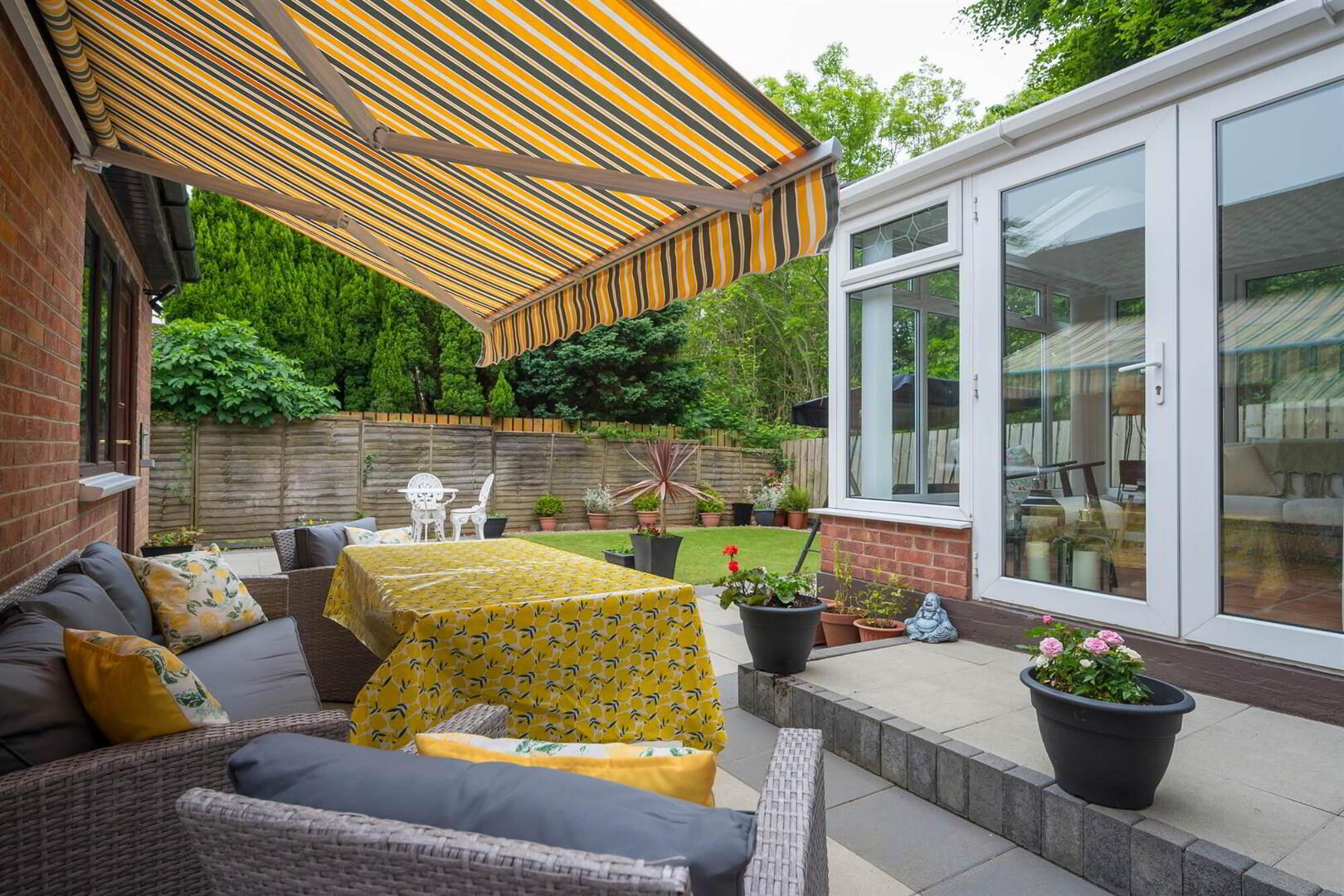 69 Oakhurst Avenue 28 of 35