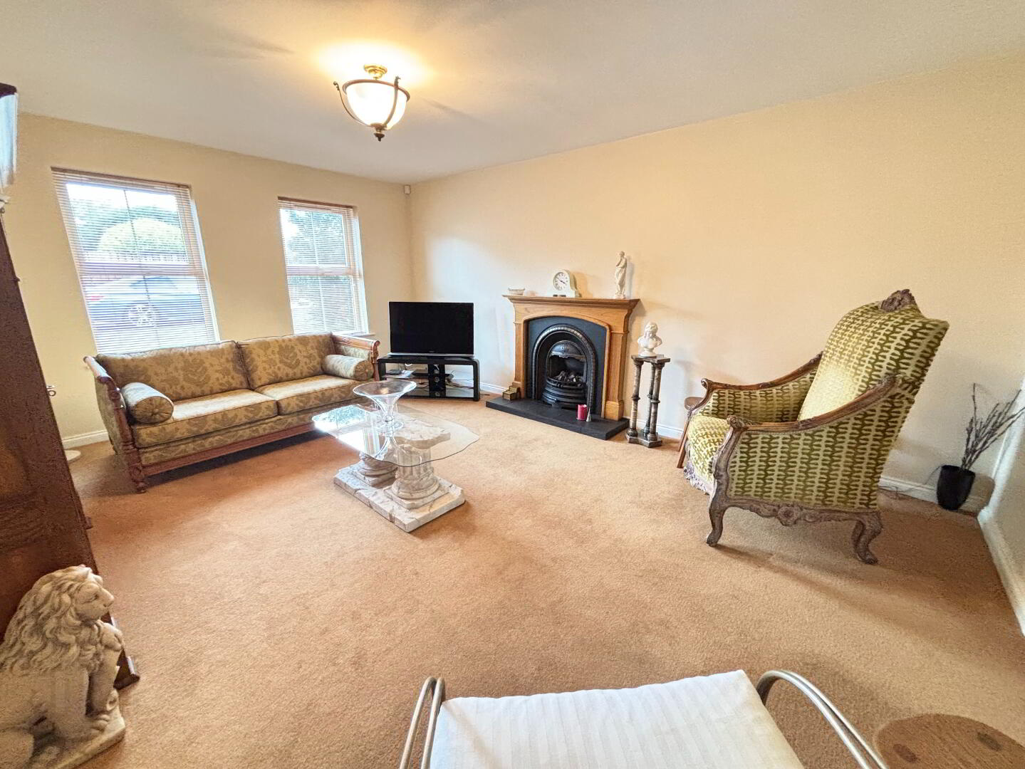 15 Fenaghy Heights 4 of 26