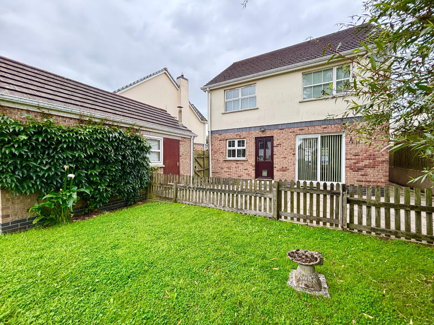 15 Fenaghy Heights 26 of 26