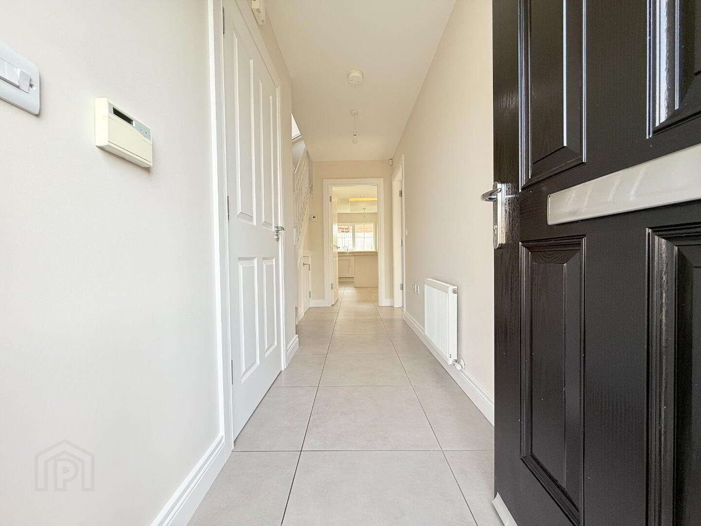 53 Foxfield Park 3 of 36