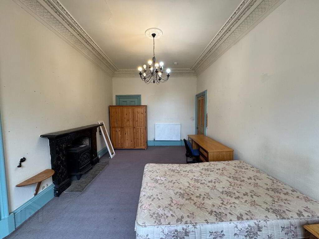 107 Marchmont Road 8 of 14