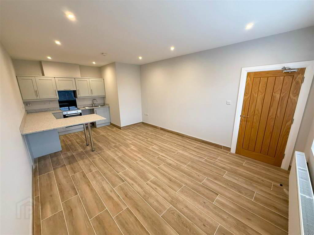 Luxury Apartments 5 of 10