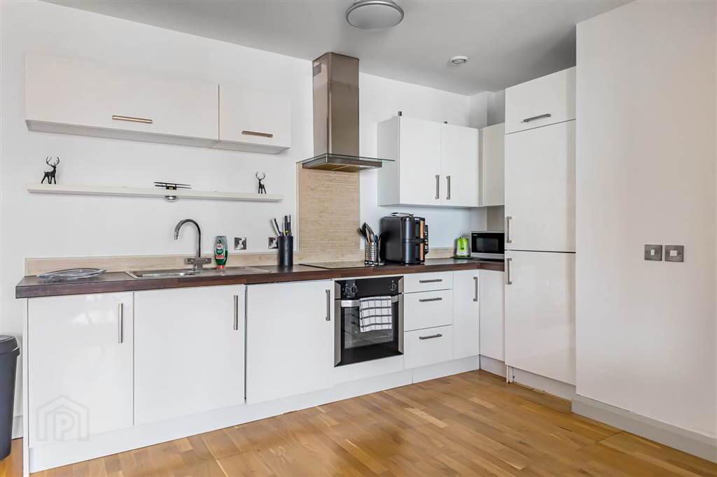 Apt 27 The Oar Building, 31 Annadale Crescent 7 of 21