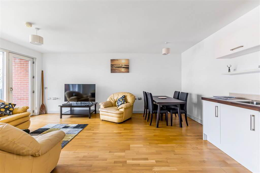 Apt 27 The Oar Building, 31 Annadale Crescent 5 of 21