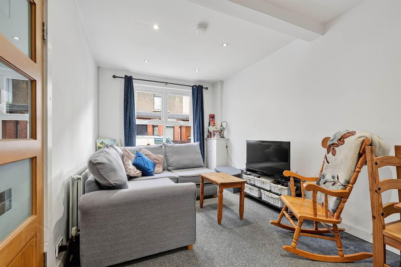 15 Hillview Avenue 4 of 18