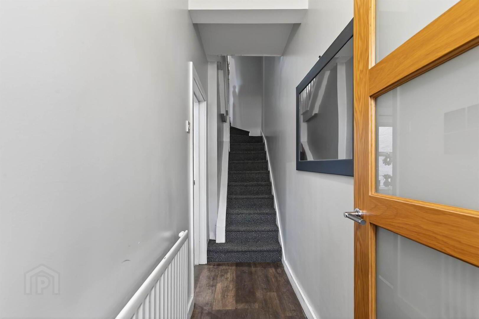 15 Hillview Avenue 3 of 18