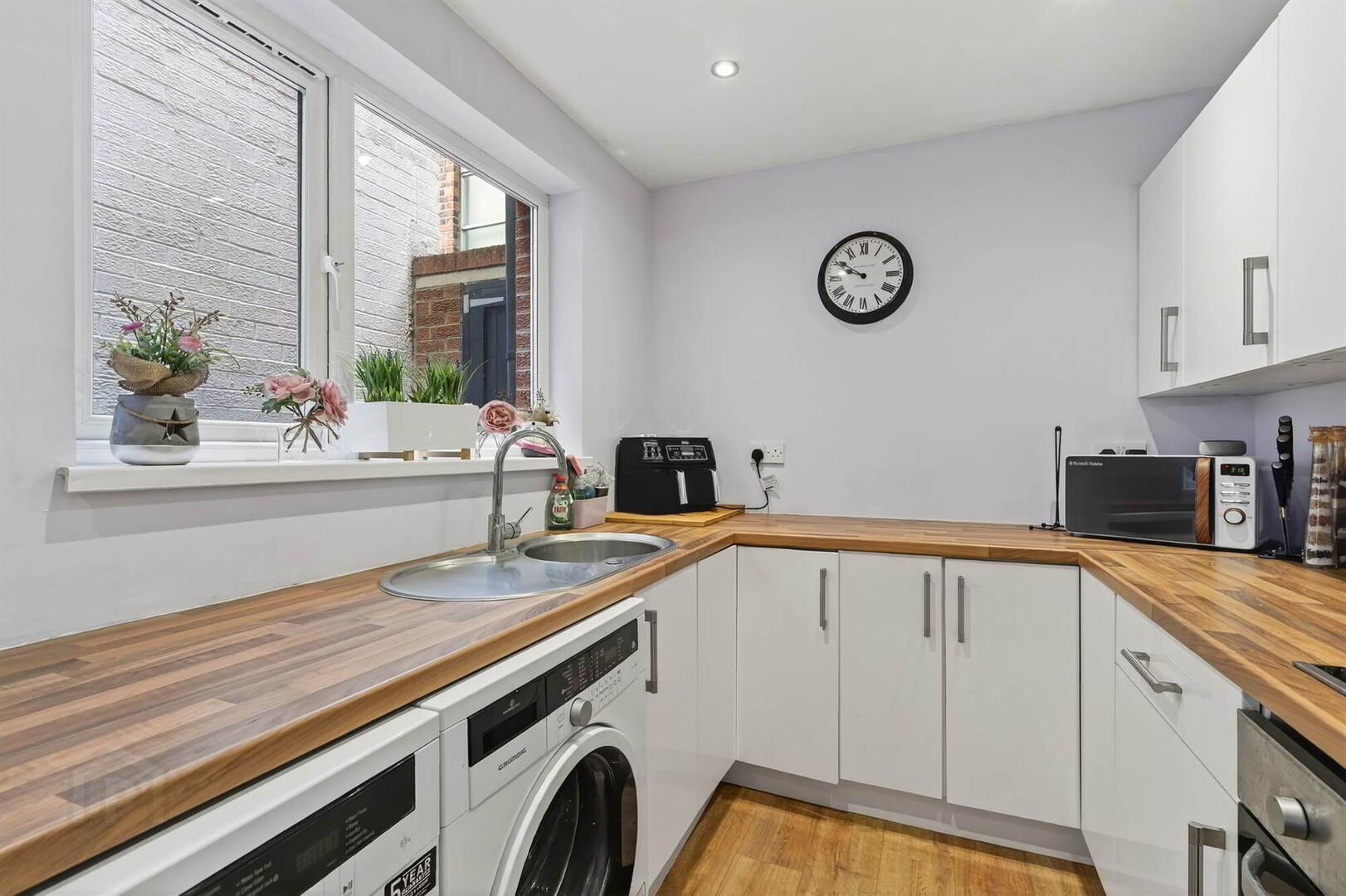 15 Hillview Avenue 10 of 18
