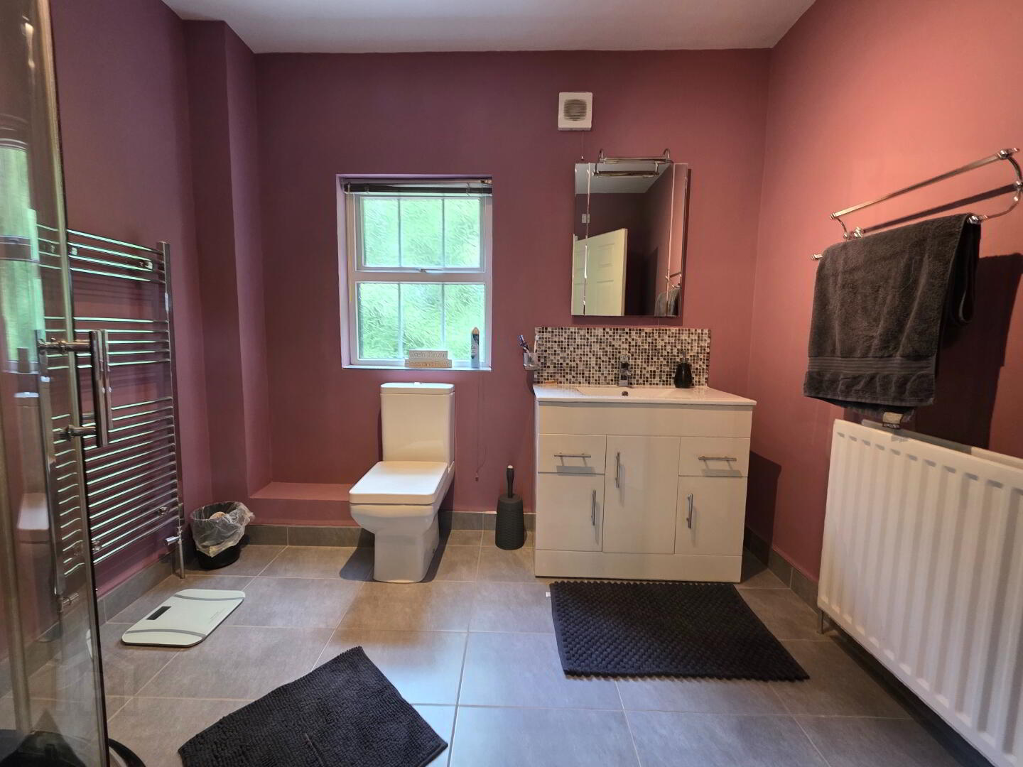 12 Manor Court 20 of 47