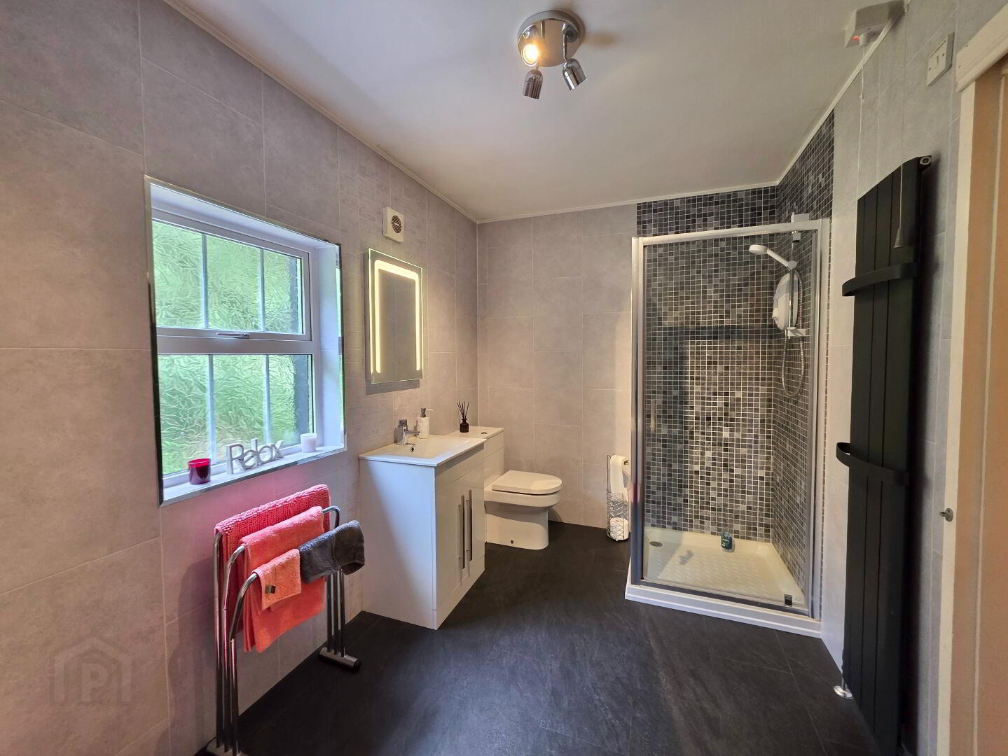 12 Manor Court 27 of 47