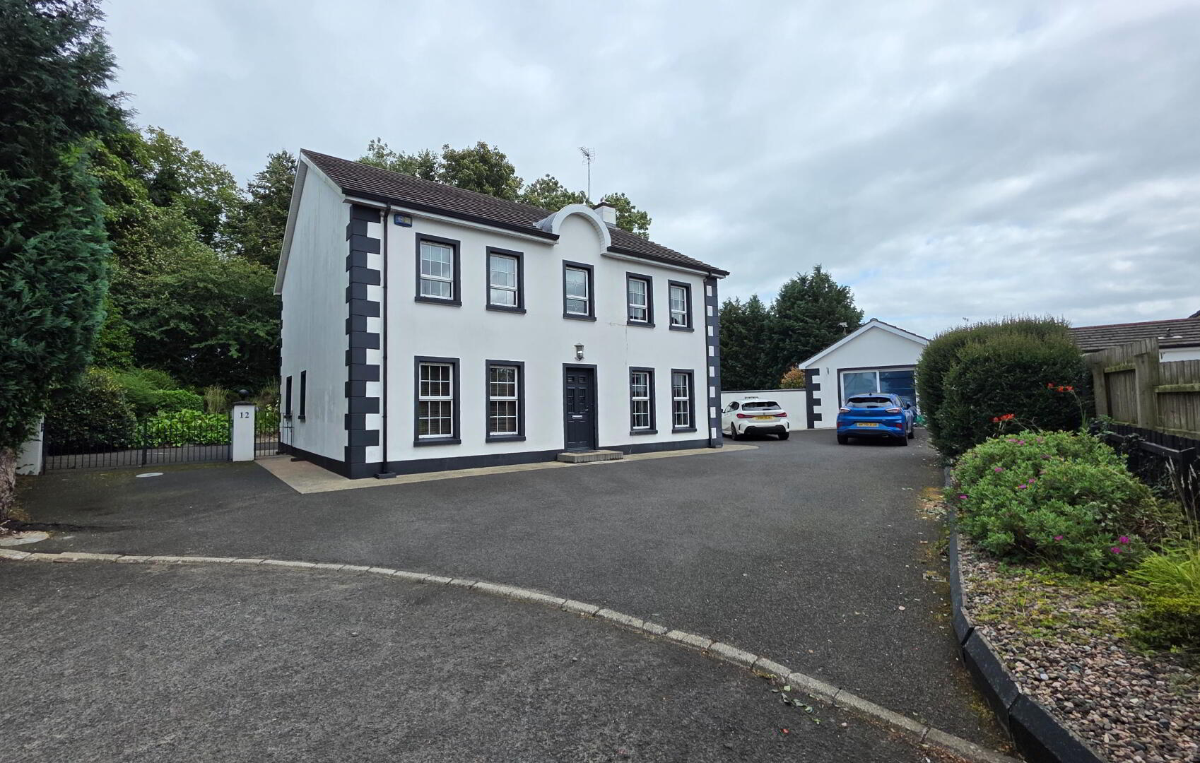 12 Manor Court 32 of 47
