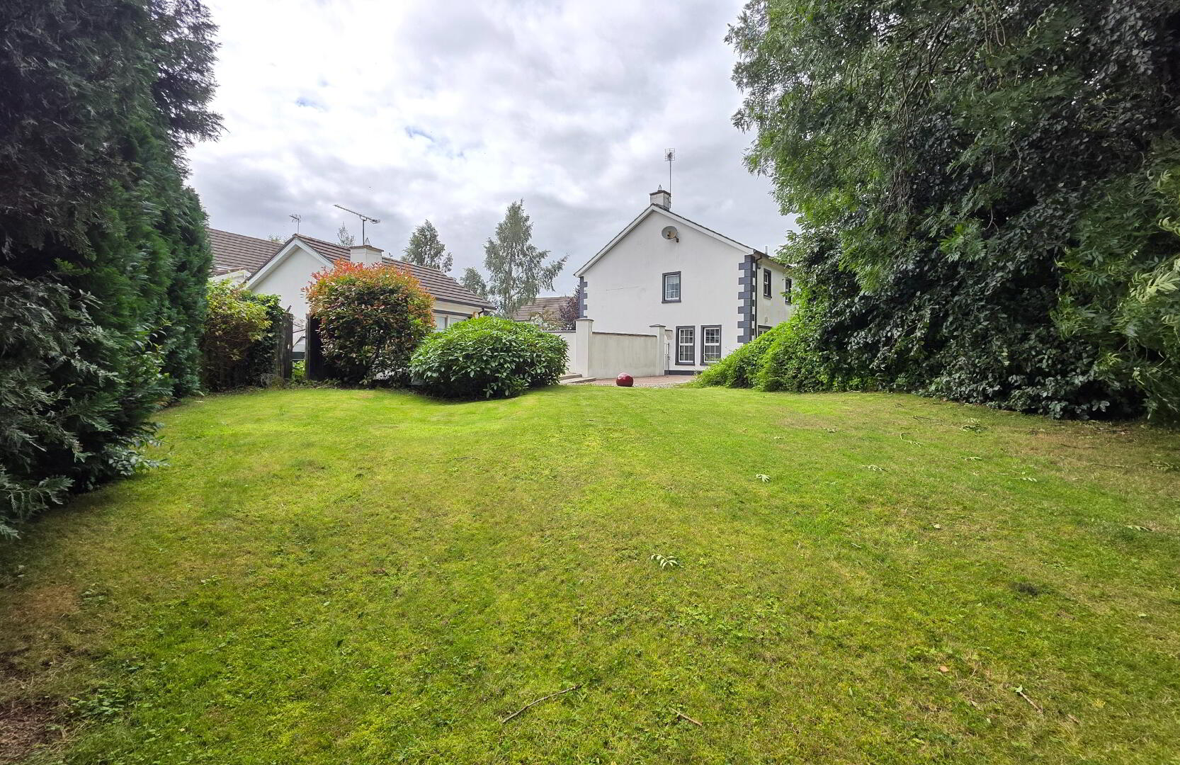 12 Manor Court 34 of 47