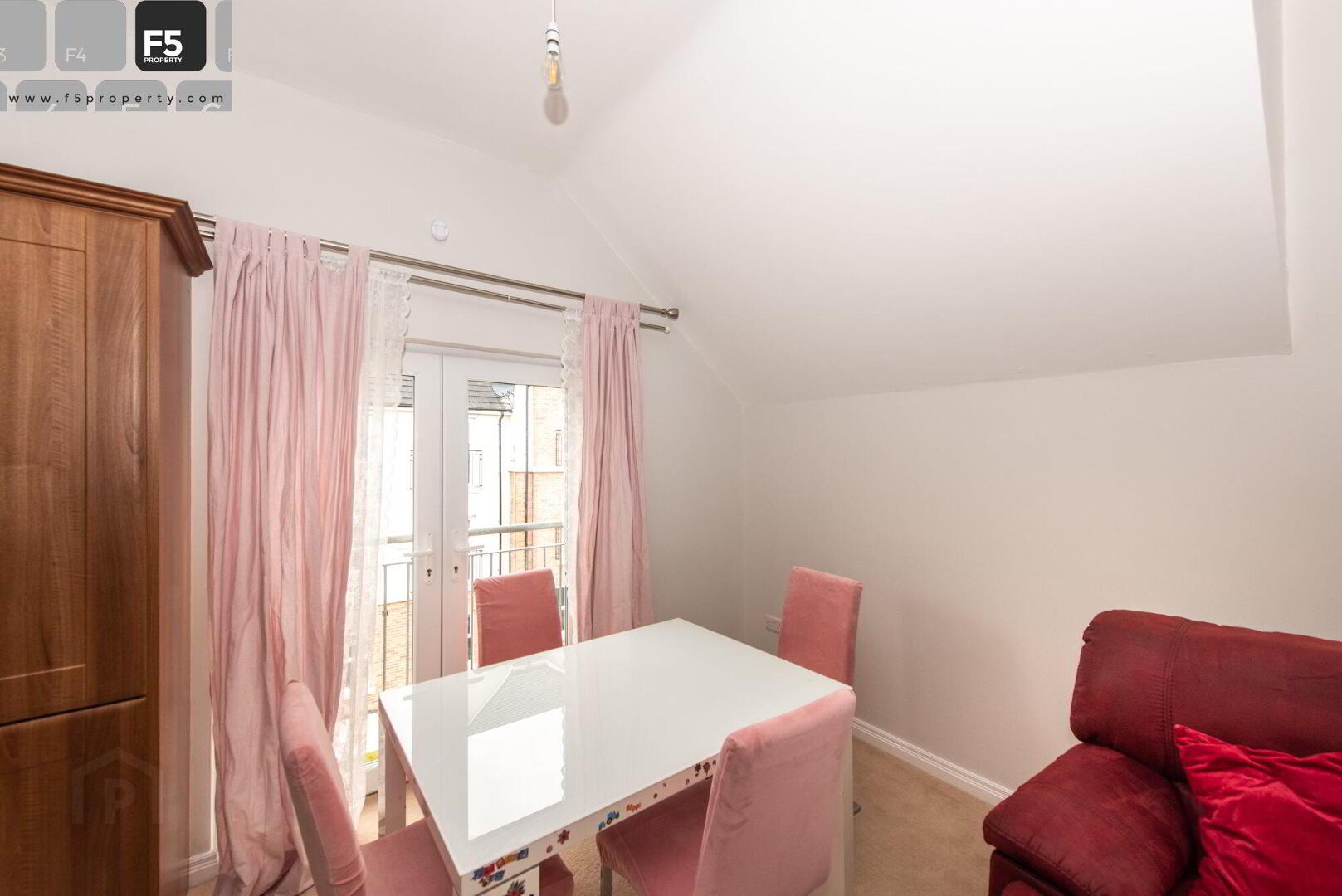 Apt 3 10, Highgrove Meadows 5 of 12