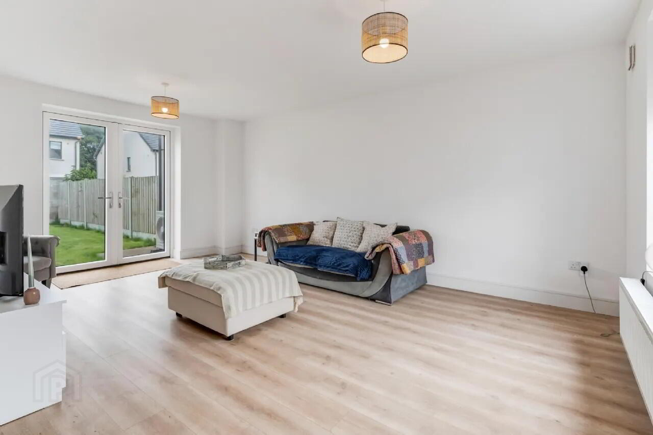14 Effernock Lane 4 of 25