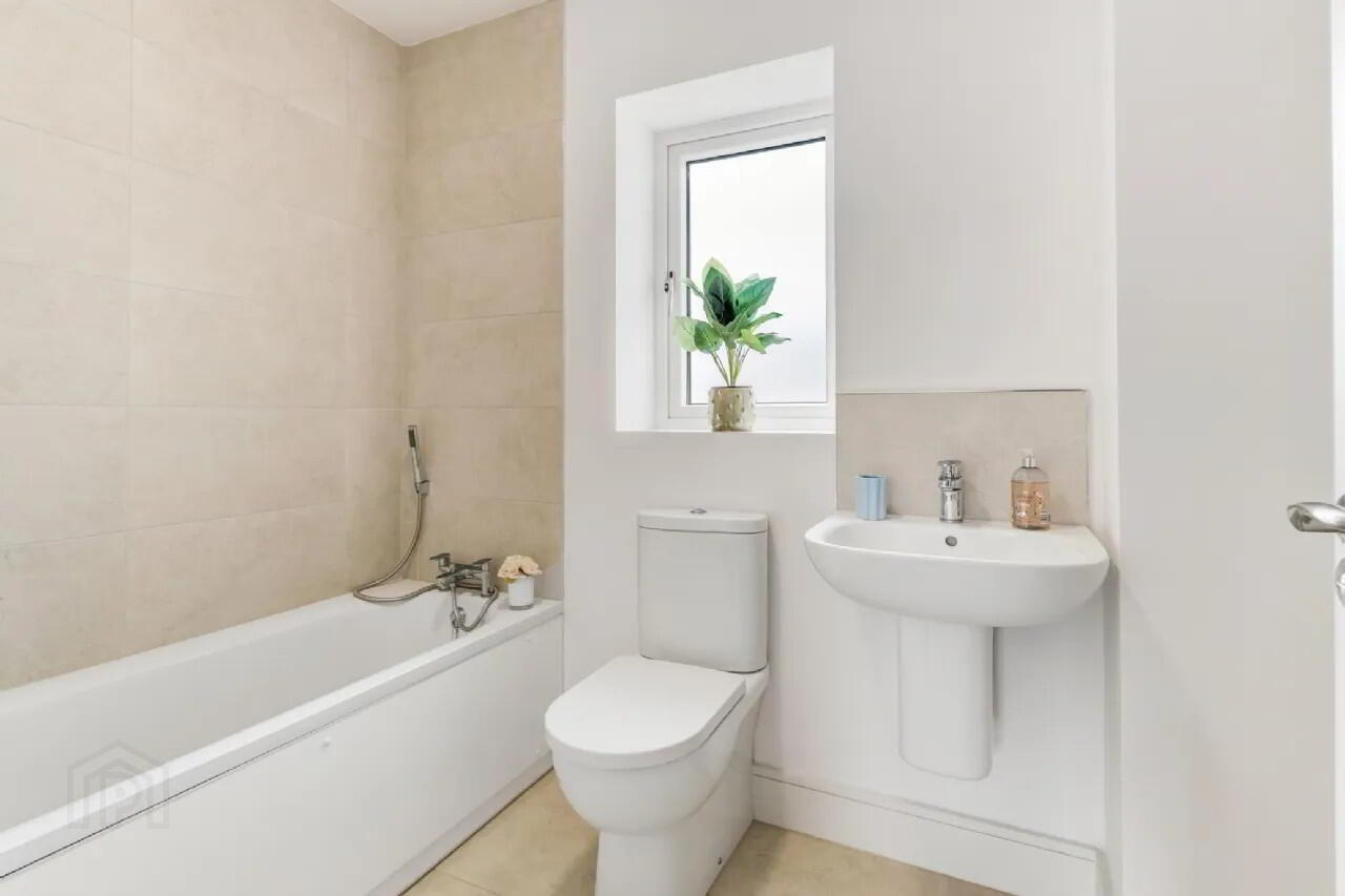 14 Effernock Lane 18 of 25