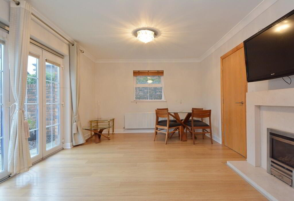 15b Drumbeg Mews 3 of 18