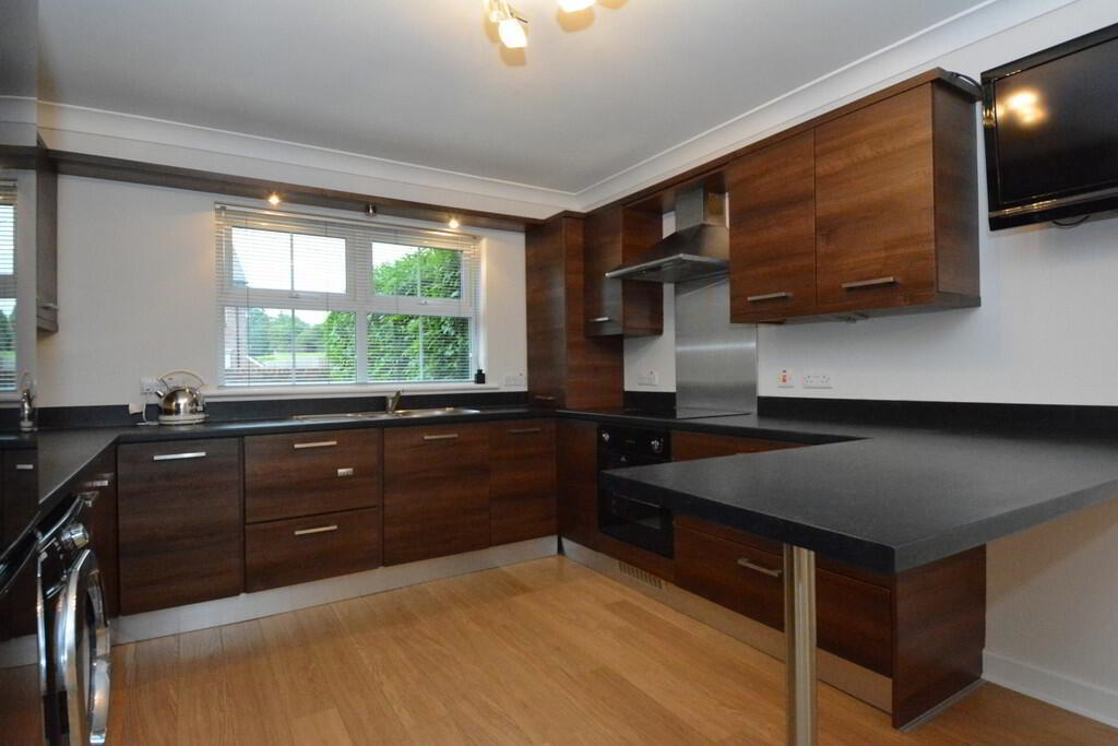 15b Drumbeg Mews 8 of 18