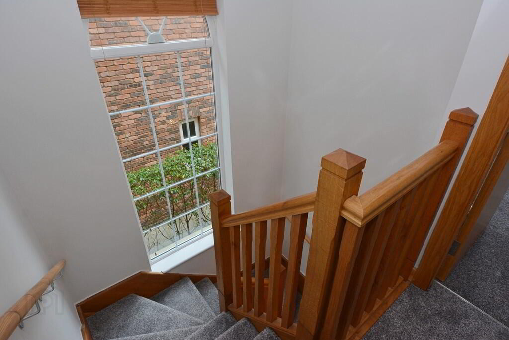 15b Drumbeg Mews 10 of 18