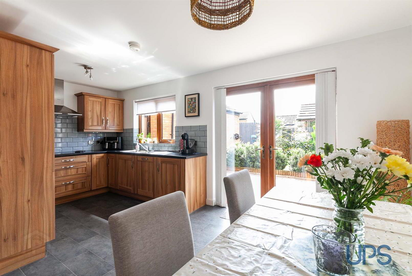 6 Killultagh Avenue 6 of 27
