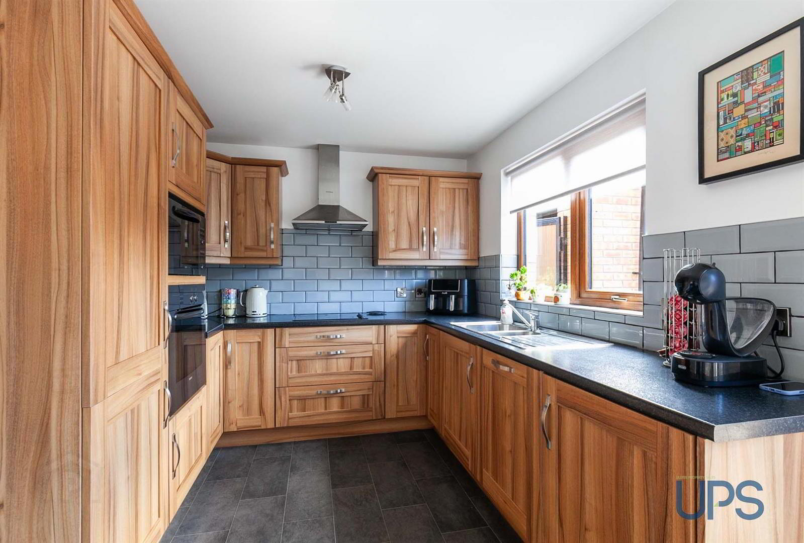 6 Killultagh Avenue 8 of 27