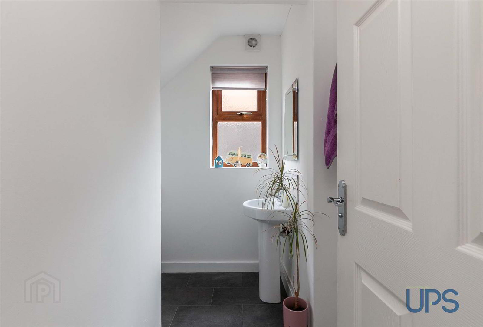 6 Killultagh Avenue 11 of 27