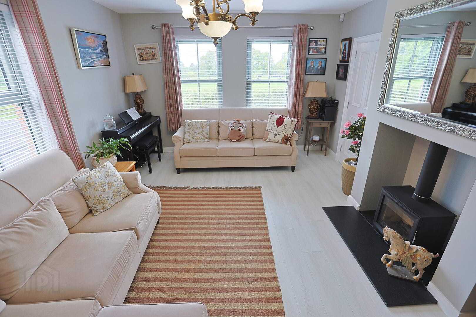 42 Blackthorn Manor 16 of 85