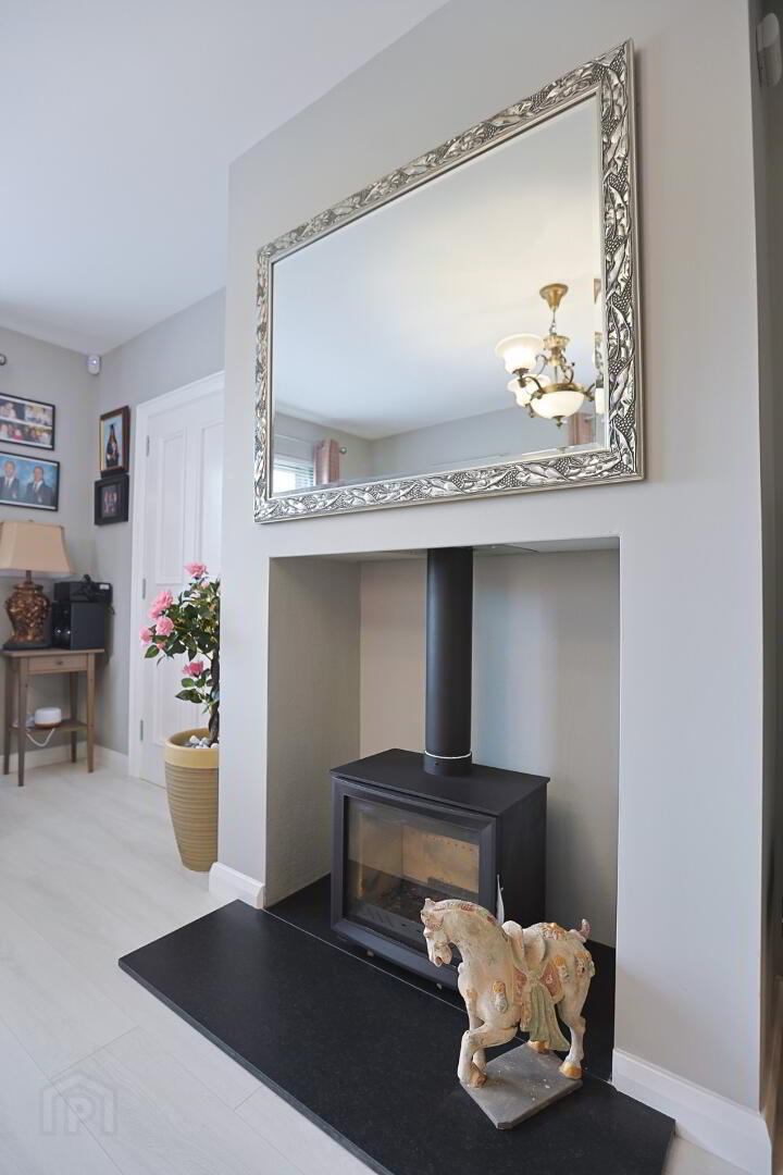 42 Blackthorn Manor 18 of 85