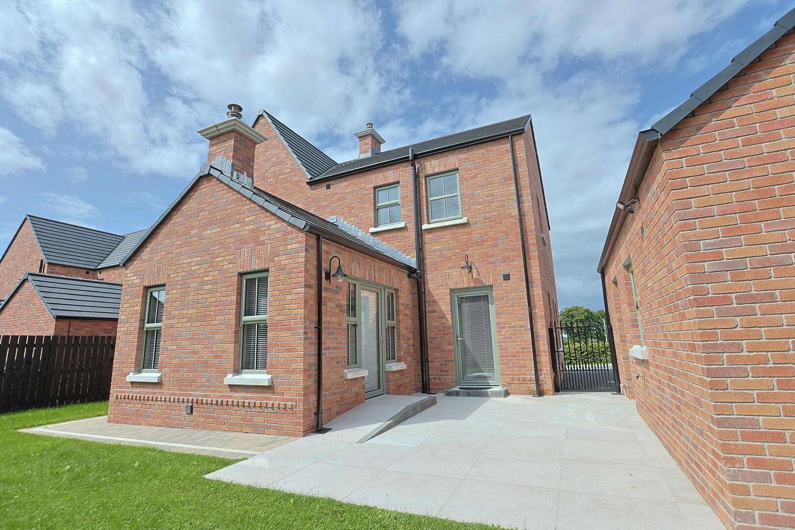 42 Blackthorn Manor 85 of 85