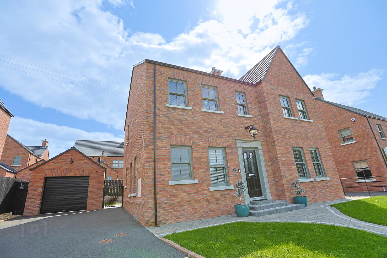 42 Blackthorn Manor 1 of 85