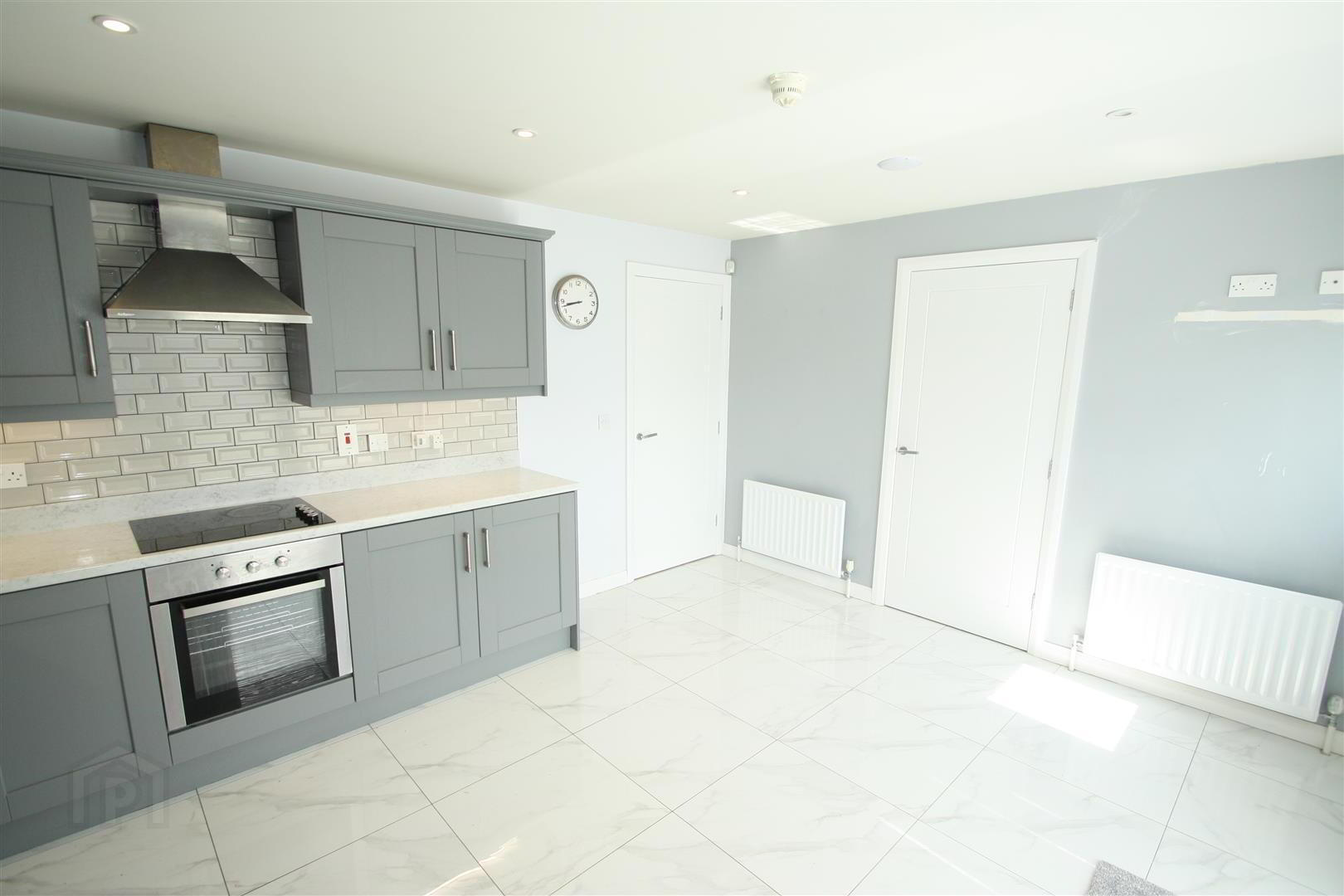 67 Millbank Grove 9 of 28