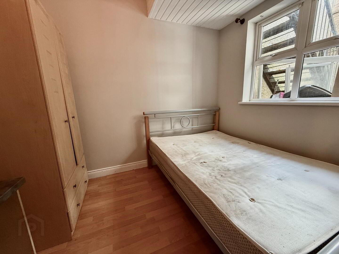 Unit 1, 16 Belgravia Avenue 5 of 7