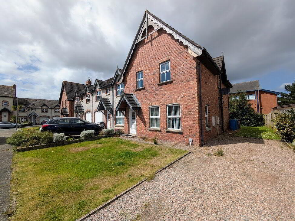 21 Movilla Mews 1 of 17