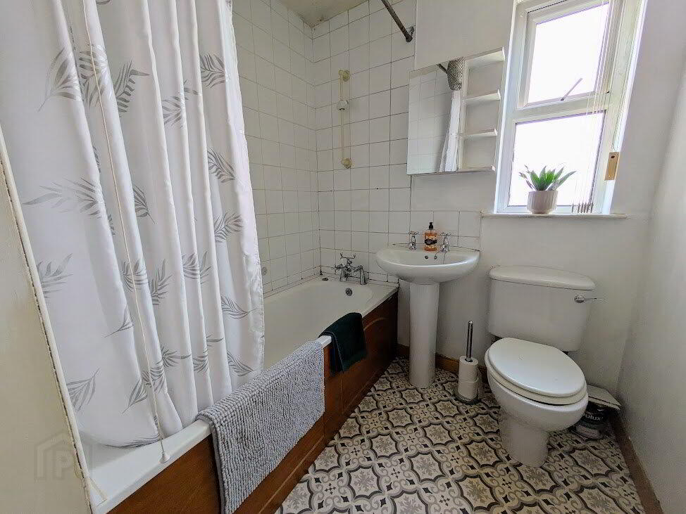 21 Movilla Mews 16 of 17