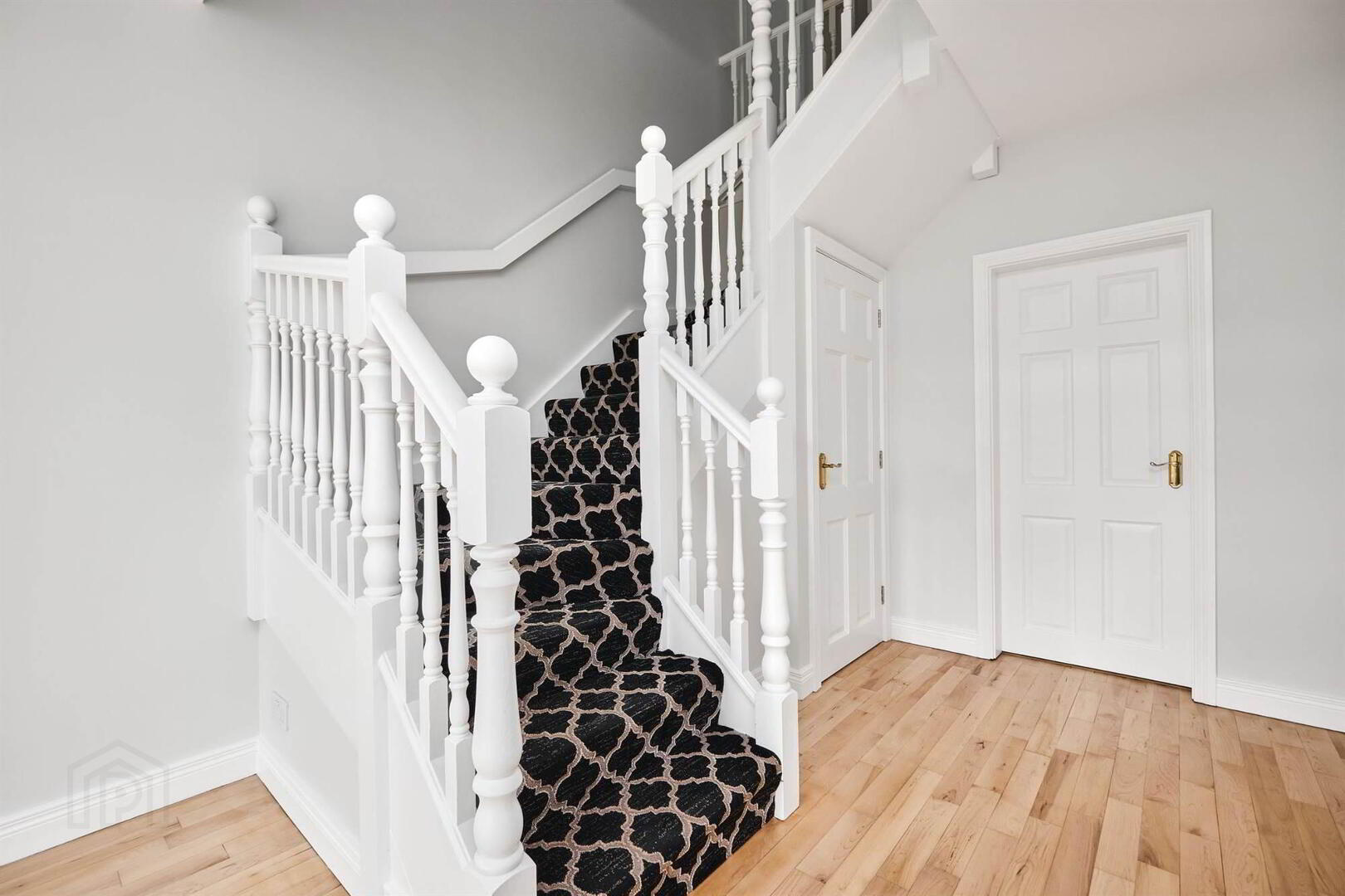 18 Ramoan Avenue 4 of 26