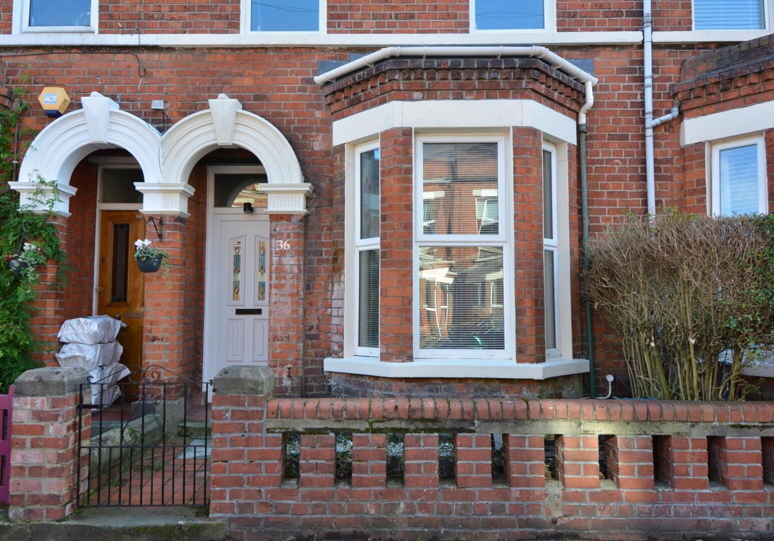 property description image