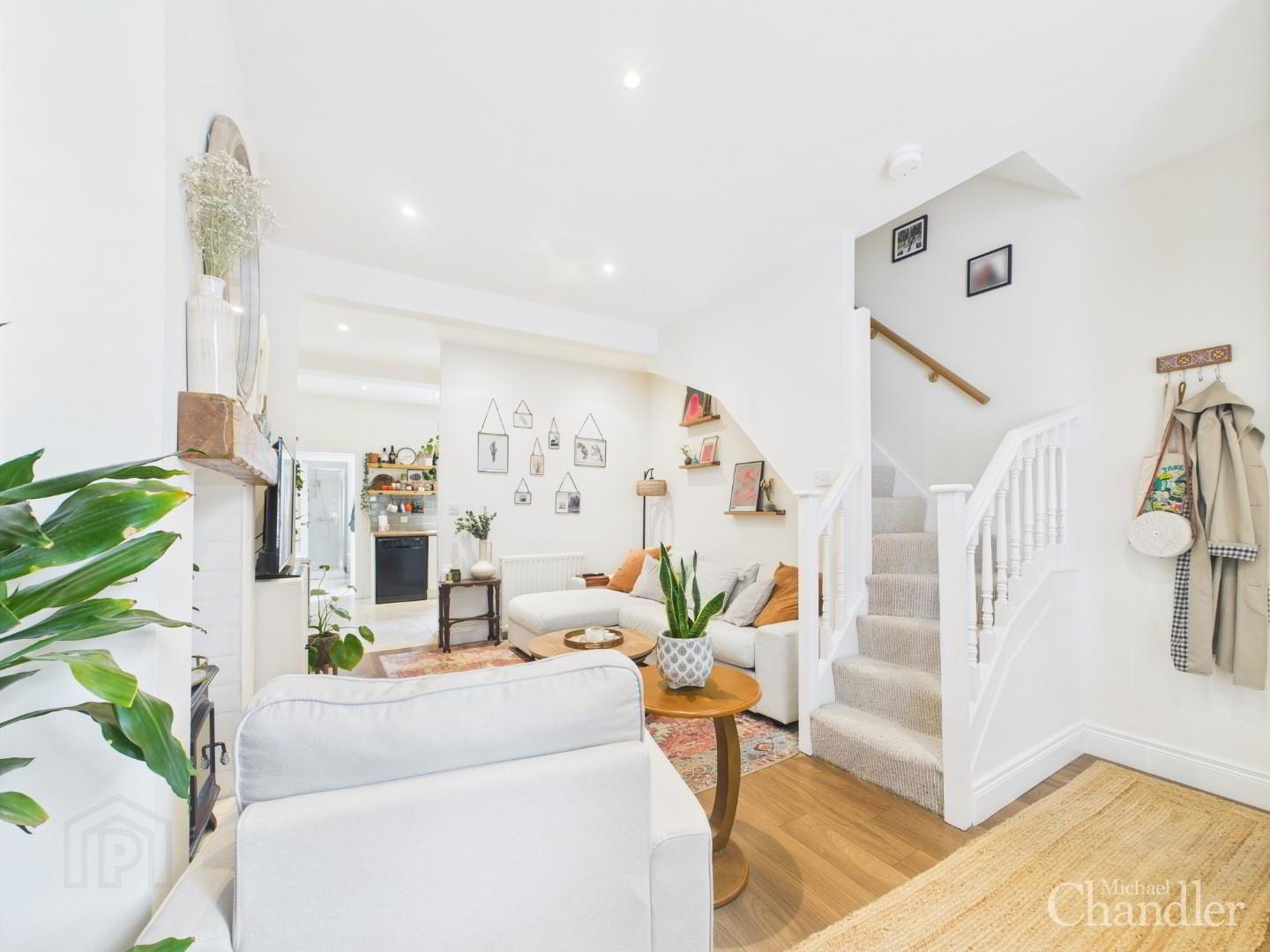 10 Carolan Road 3 of 17