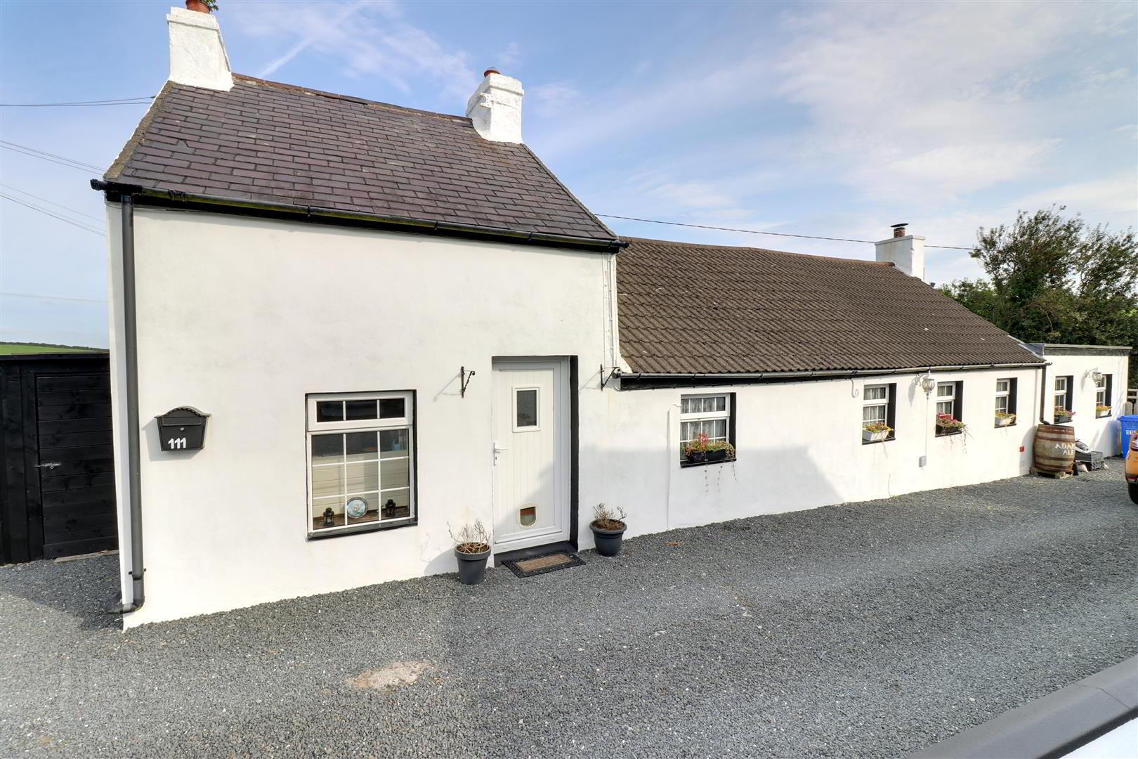 111 Main Road 2 of 26