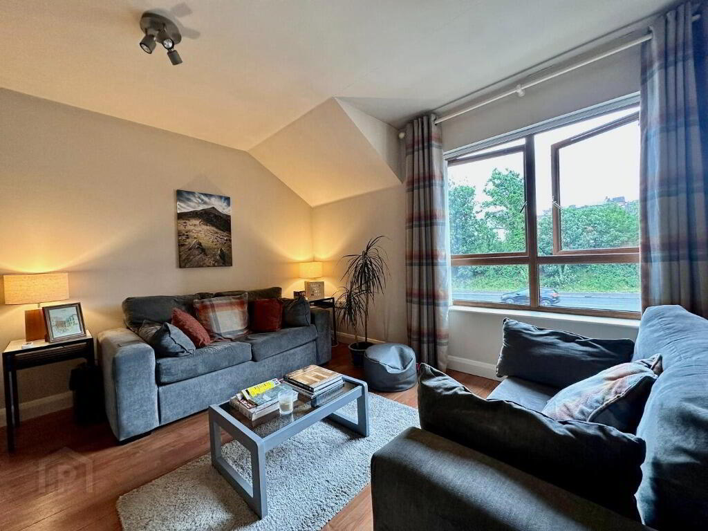 219 Saintfield Road 3 of 10