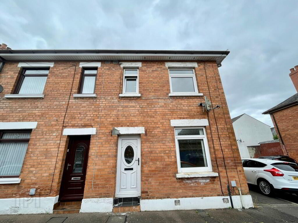11 Upper Riga Street 1 of 9
