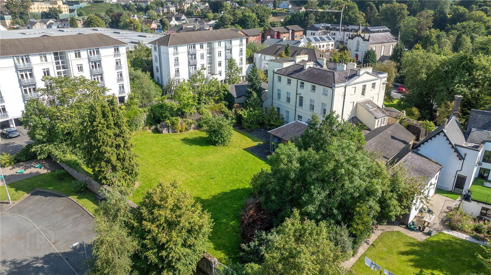 Belmont Hall, 18 Downshire Road 20 of 22