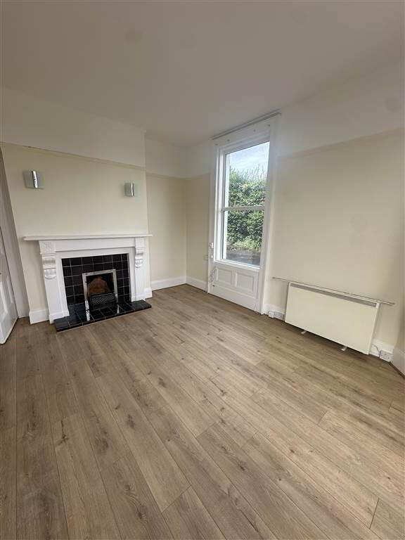 87 Princetown Road 2 of 8