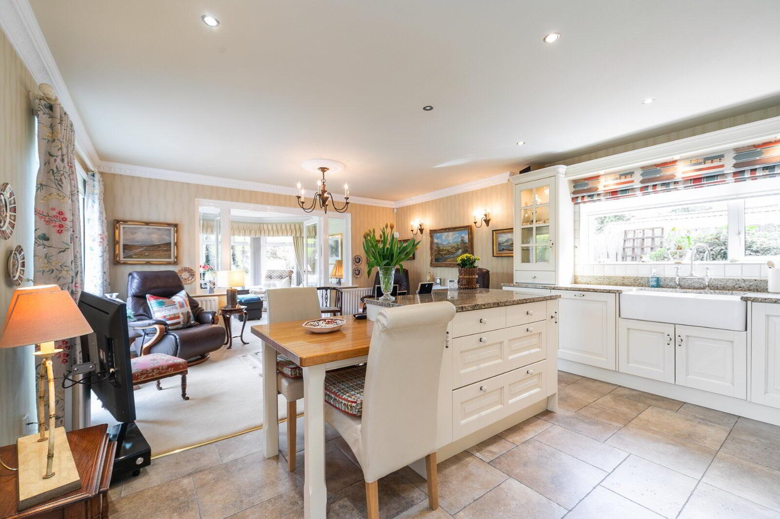 90 Harberton Park 3 of 21