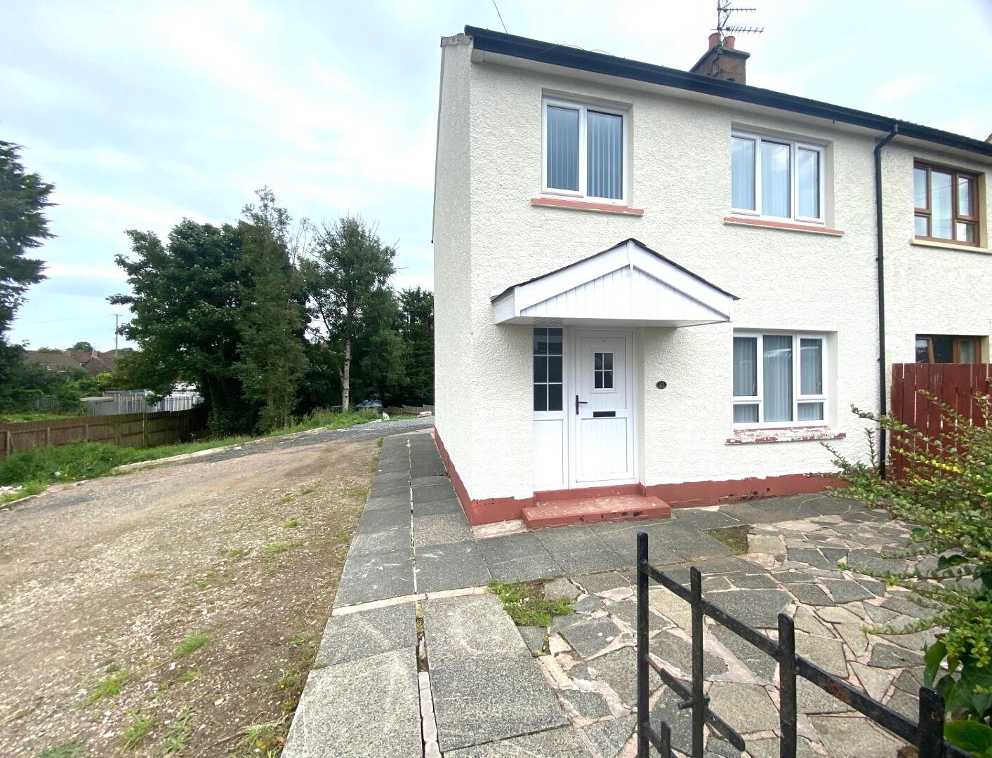 21 Crawfordsburn Drive 1 of 11