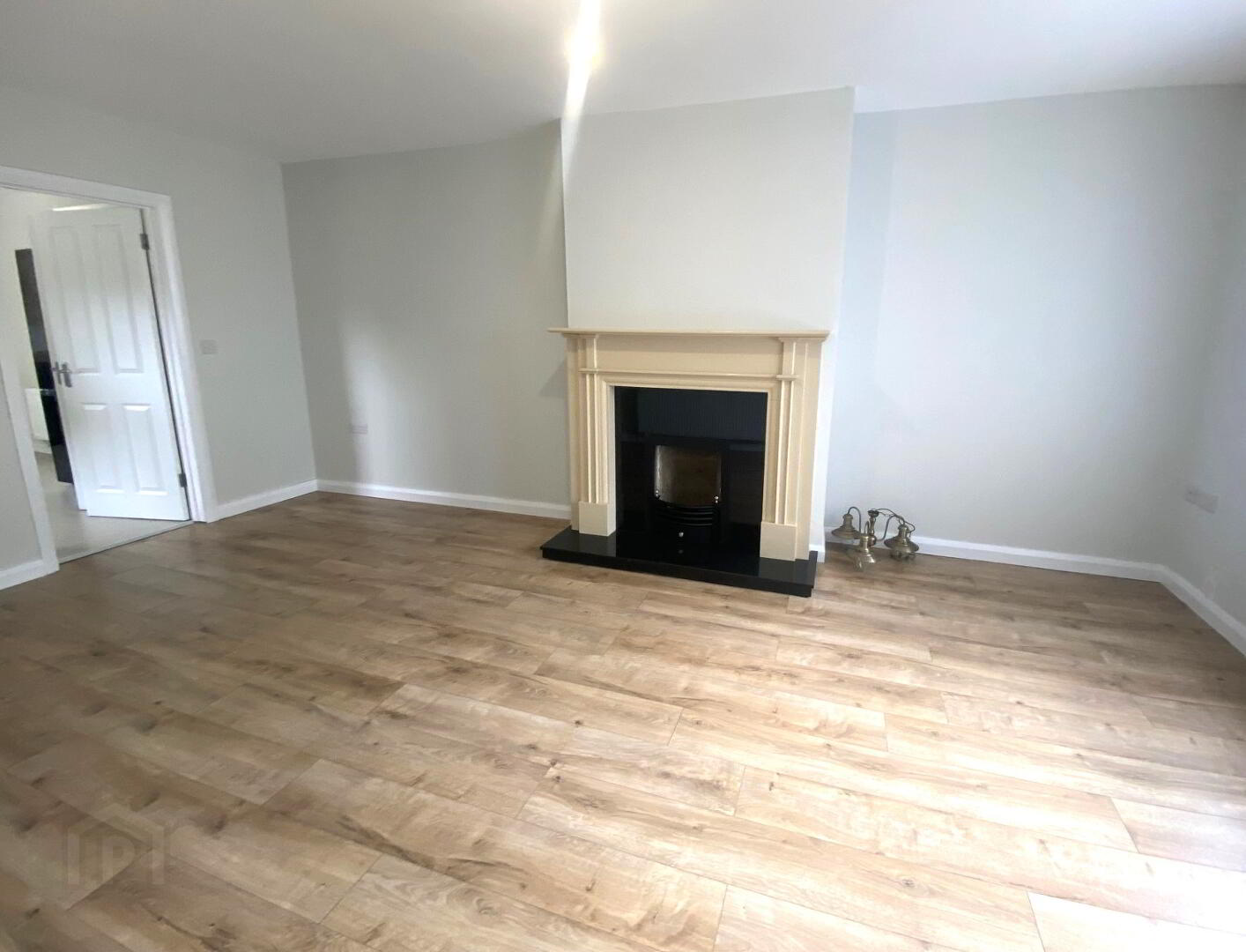 21 Crawfordsburn Drive 3 of 11