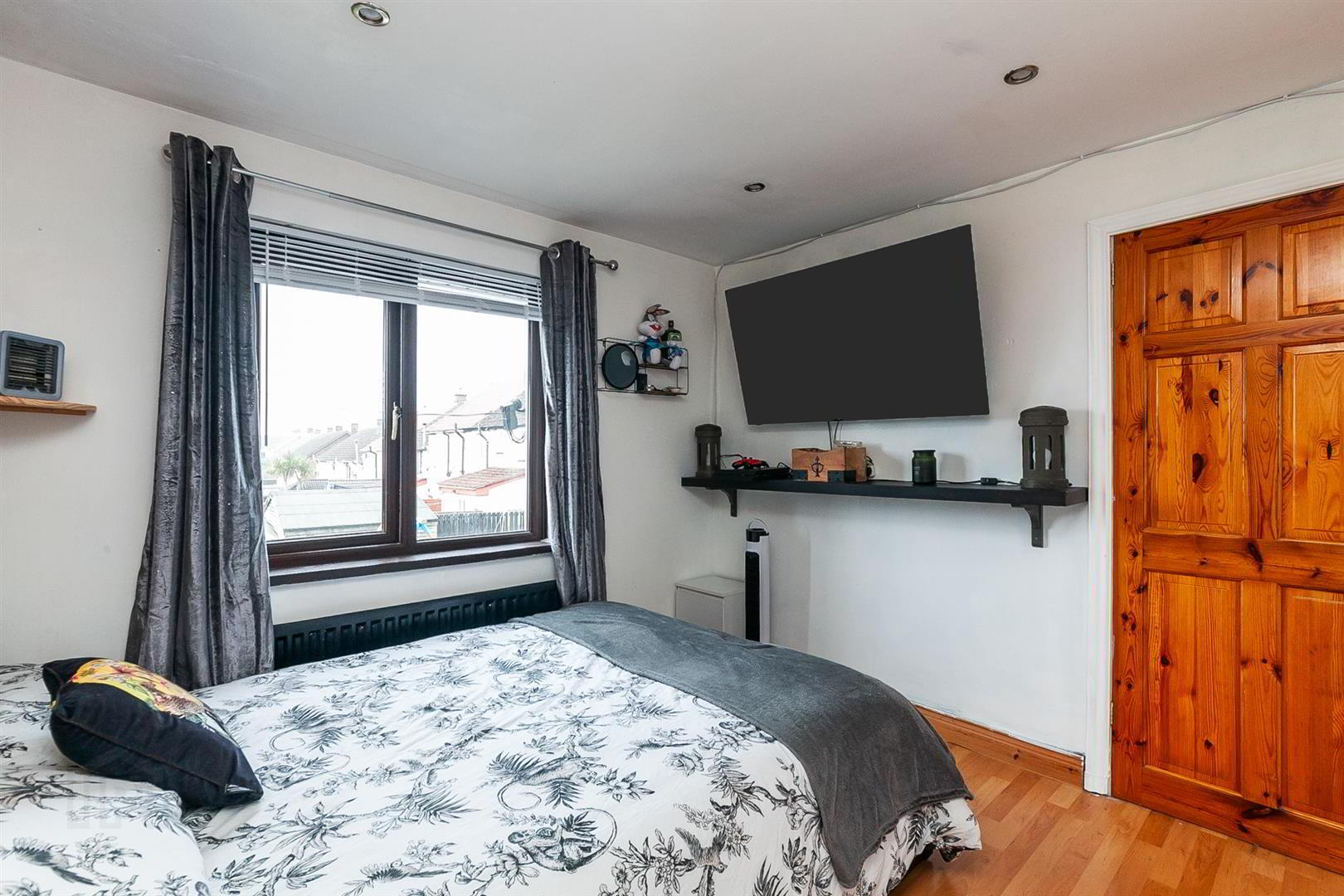 48 Rossmore Green 13 of 23