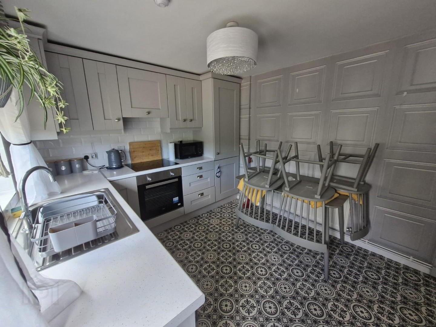 21 Ballinlare Gardens 6 of 14