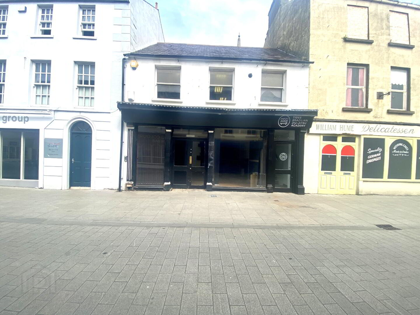 19 West Street 1 of 7